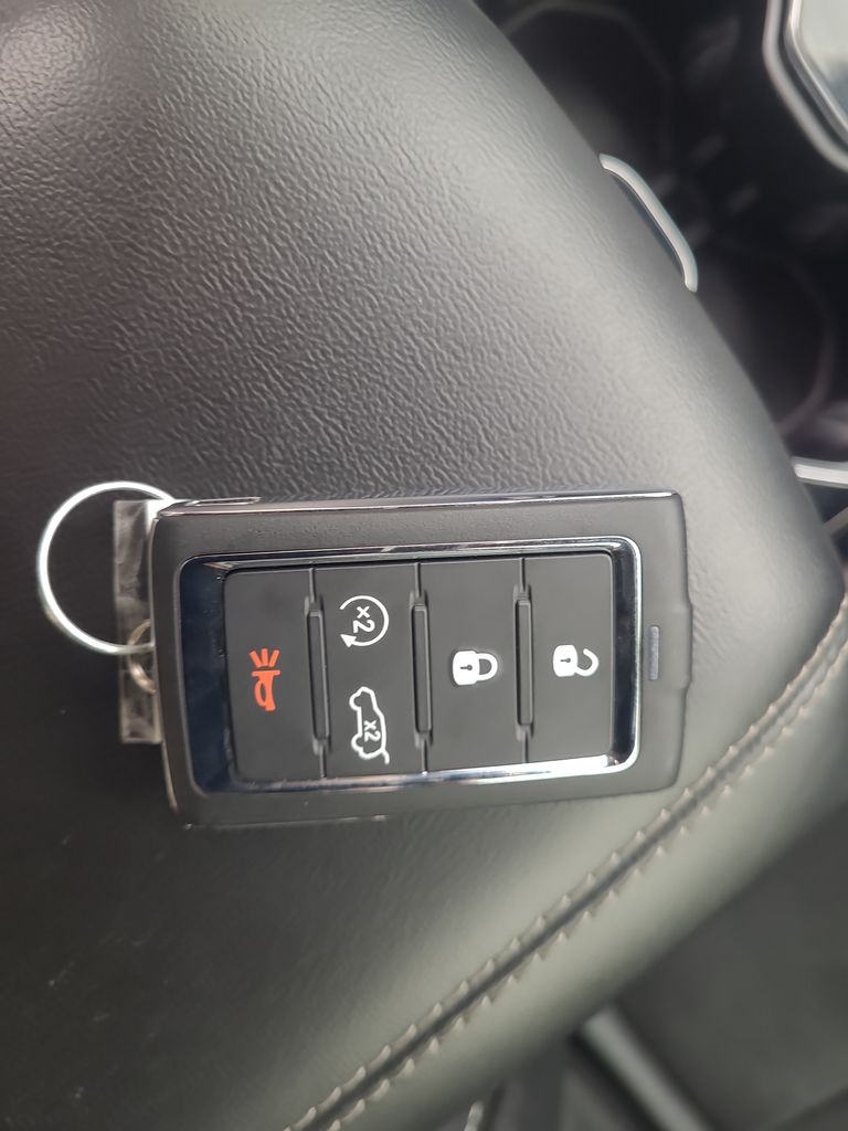 used 2021 Jeep Grand Cherokee L car, priced at $29,987