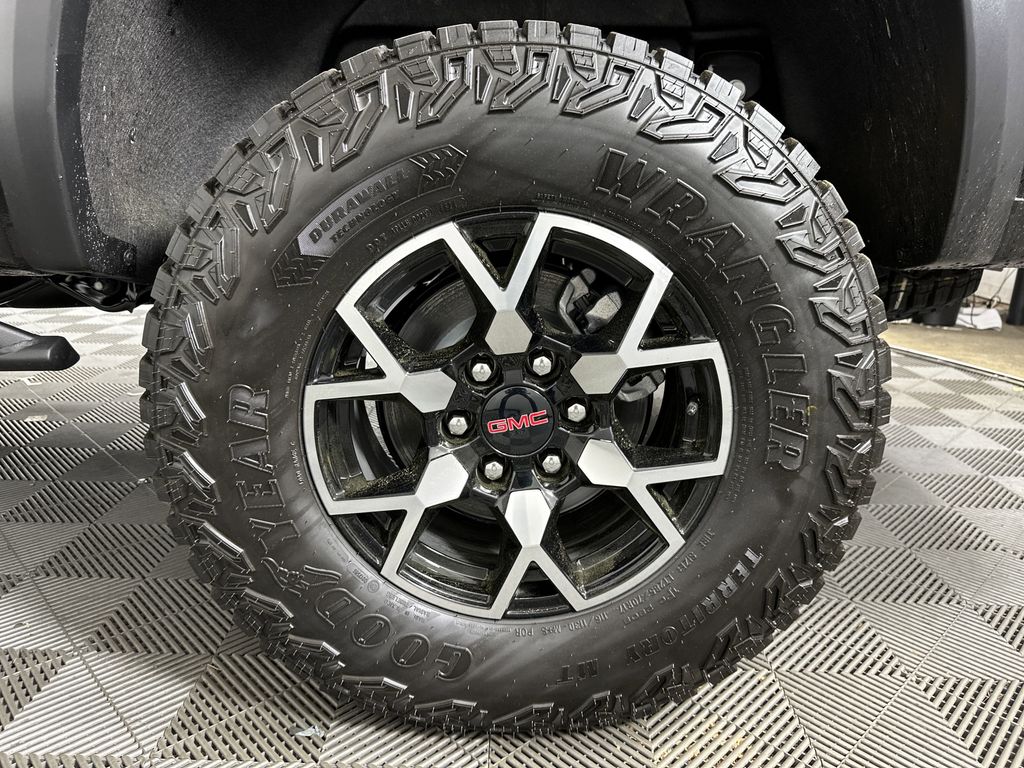 new 2025 GMC Canyon car, priced at $54,465