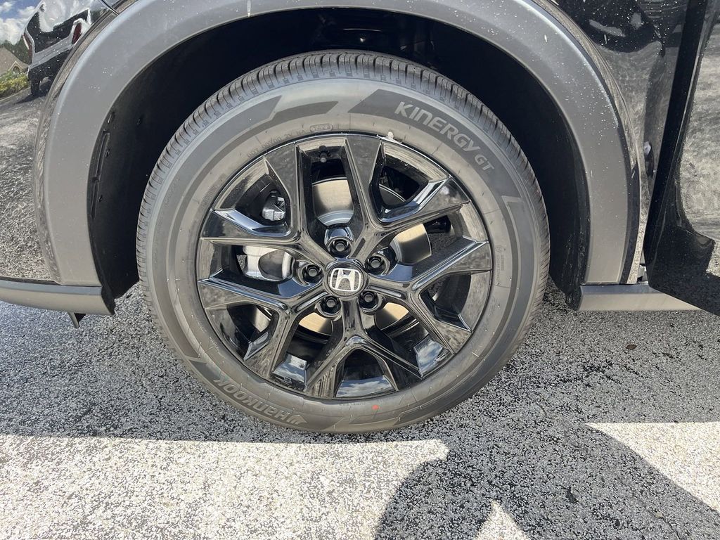 new 2025 Honda HR-V car, priced at $29,179