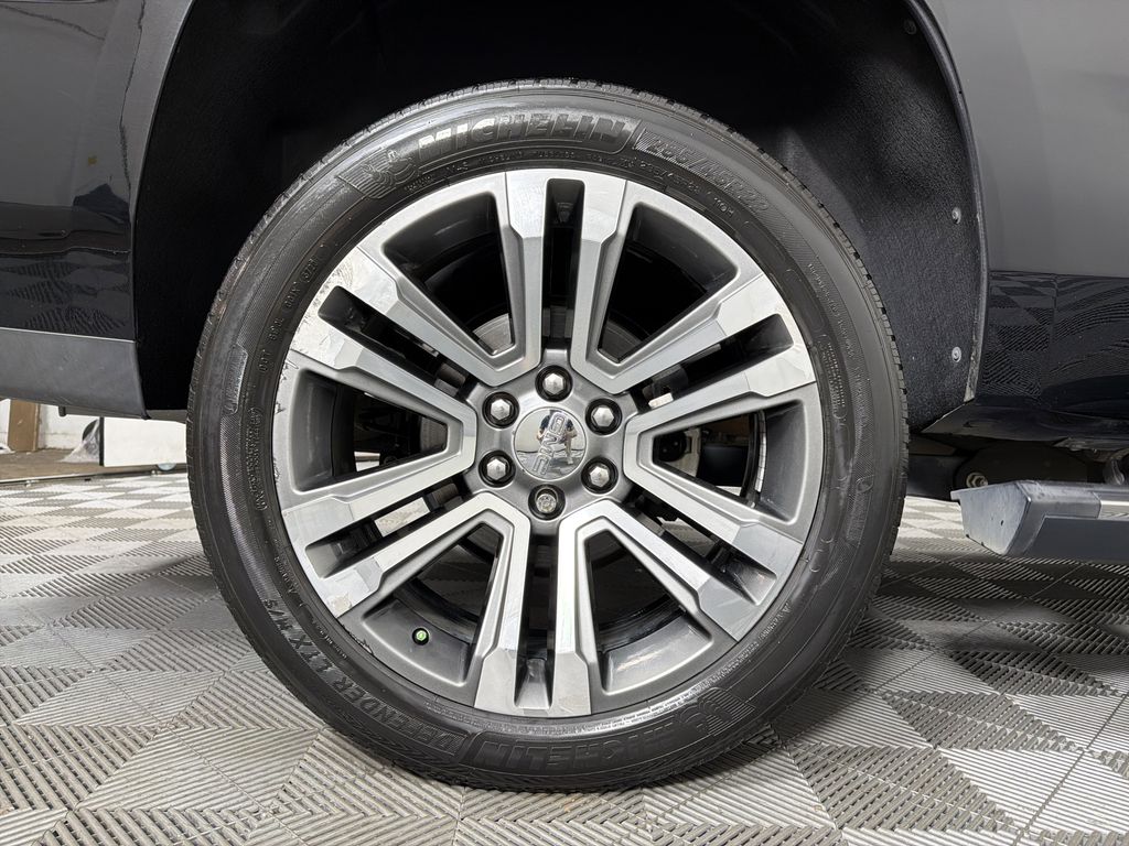 used 2019 GMC Yukon car, priced at $37,995