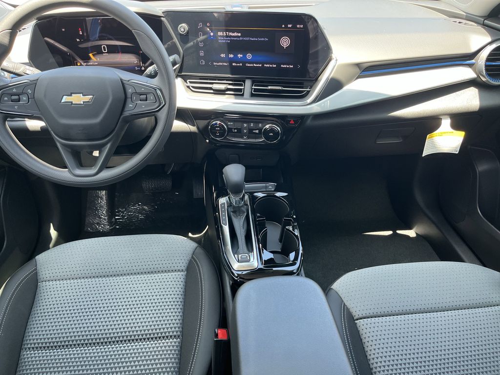 new 2025 Chevrolet Trax car, priced at $23,241