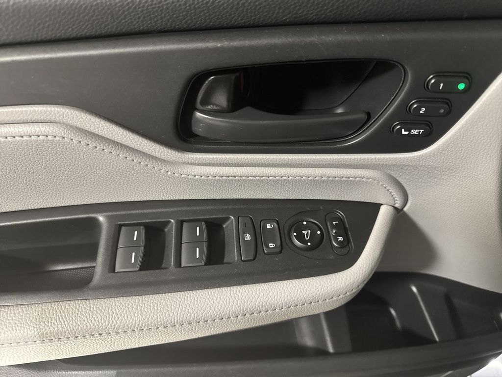used 2018 Honda Odyssey car, priced at $23,998