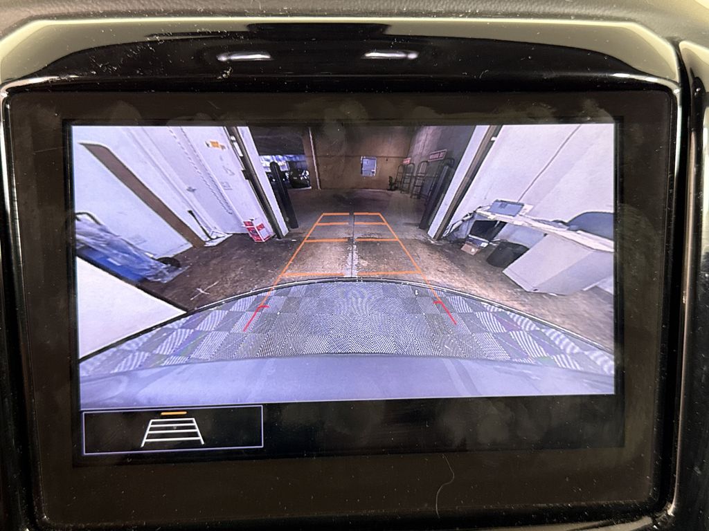 used 2021 Chevrolet Traverse car, priced at $25,997