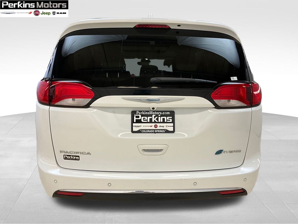 used 2018 Chrysler Pacifica Hybrid car, priced at $22,351