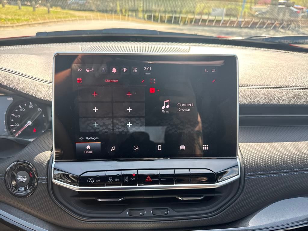 new 2025 Jeep Compass car, priced at $28,490