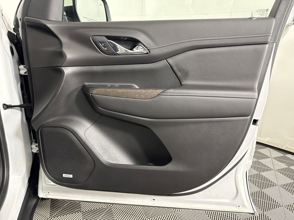 used 2022 GMC Acadia car, priced at $31,555