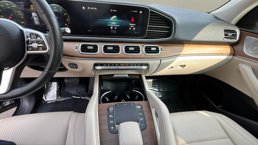 used 2022 Mercedes-Benz GLE car, priced at $43,000