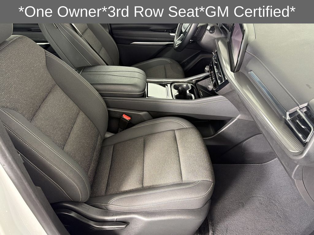 used 2024 Chevrolet Traverse car, priced at $33,333