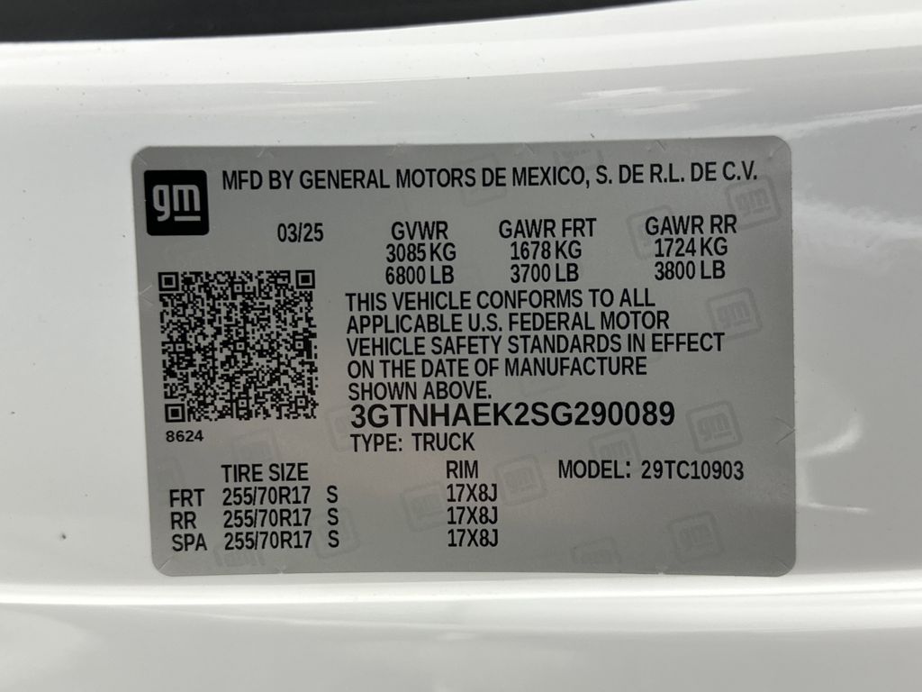 new 2025 GMC Sierra 1500 car, priced at $33,145