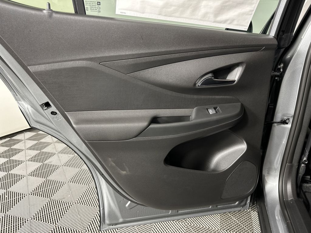new 2025 Buick Envista car, priced at $27,375