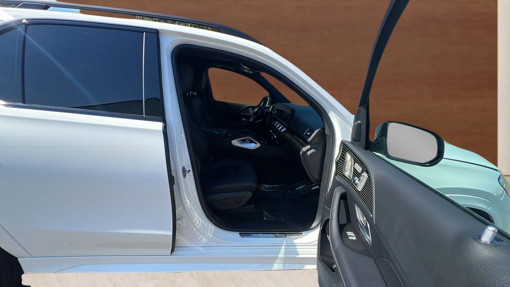 used 2024 Mercedes-Benz GLE car, priced at $52,600