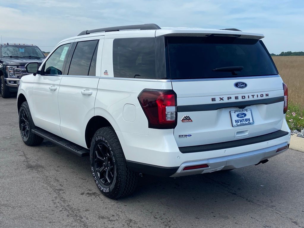 new 2024 Ford Expedition car, priced at $72,041