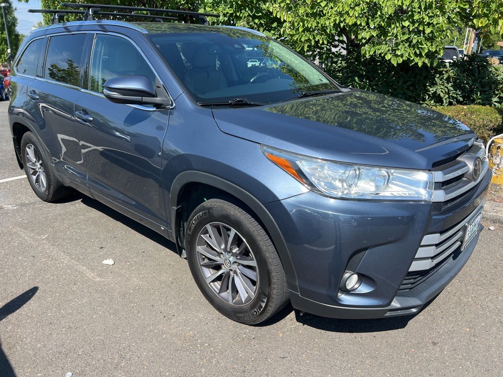 used 2018 Toyota Highlander car, priced at $24,655