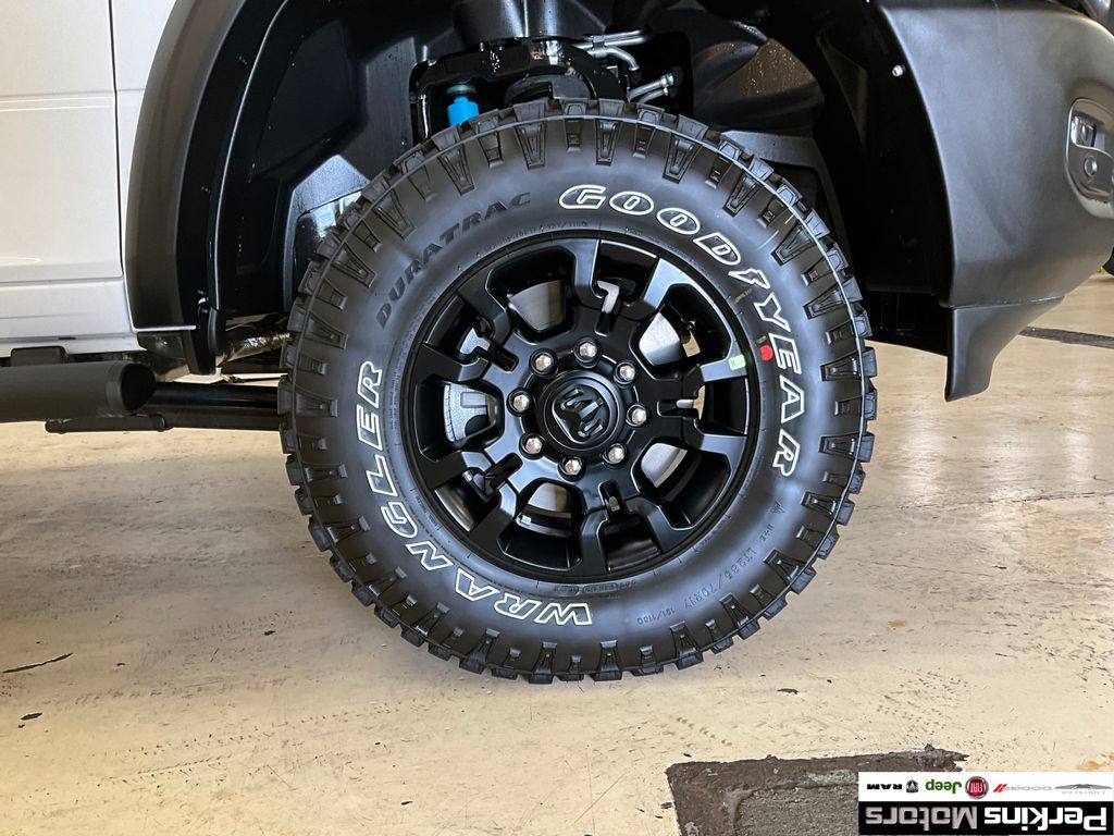 new 2025 Ram 2500 car, priced at $64,624