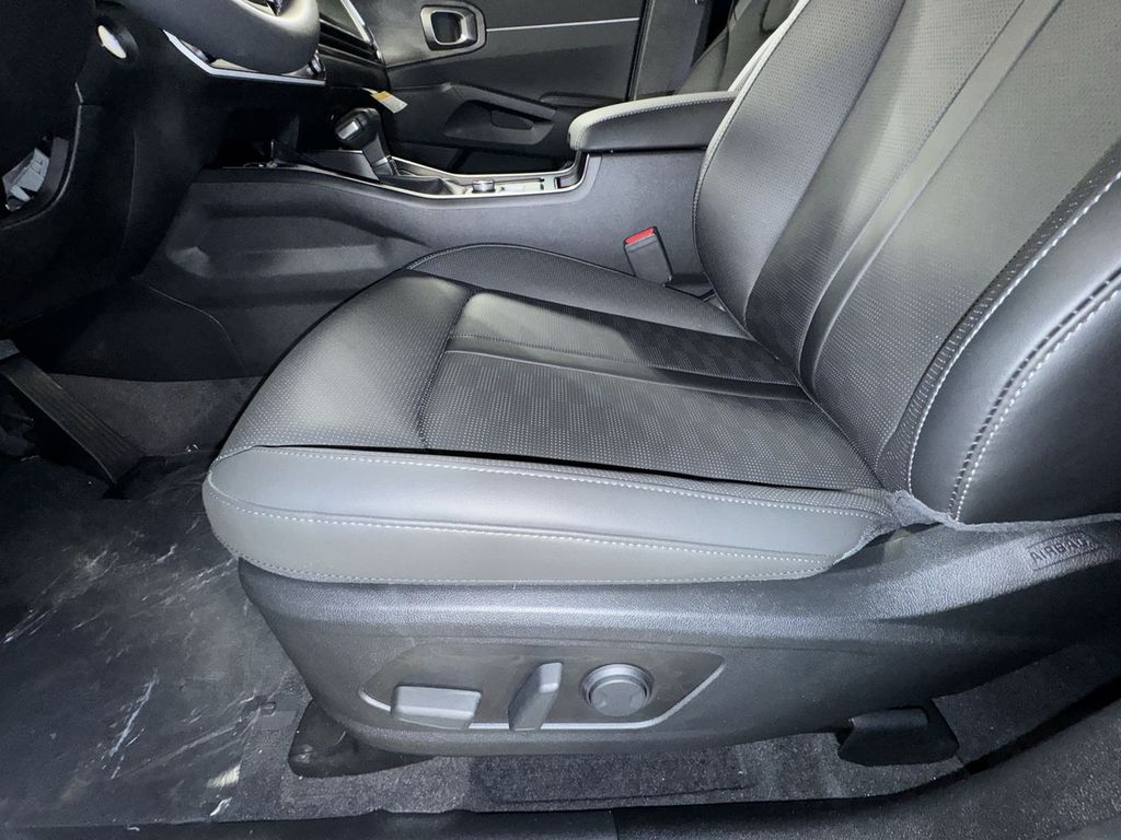 new 2025 Kia Sorento car, priced at $42,074