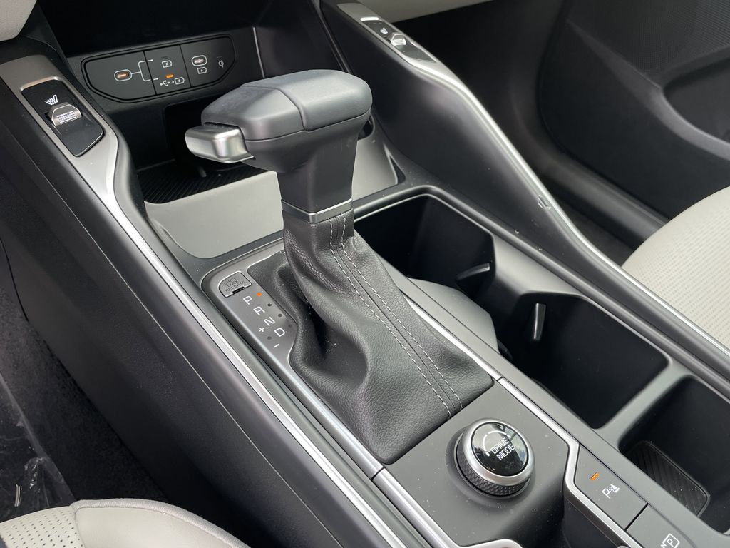 new 2025 Kia Sorento car, priced at $30,697