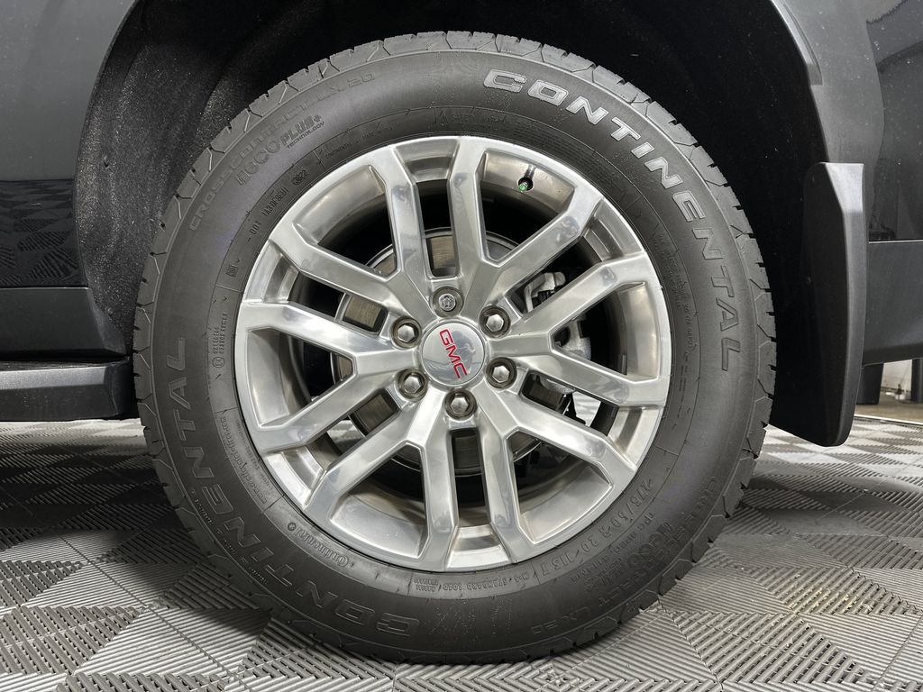 used 2023 GMC Yukon XL car, priced at $61,366