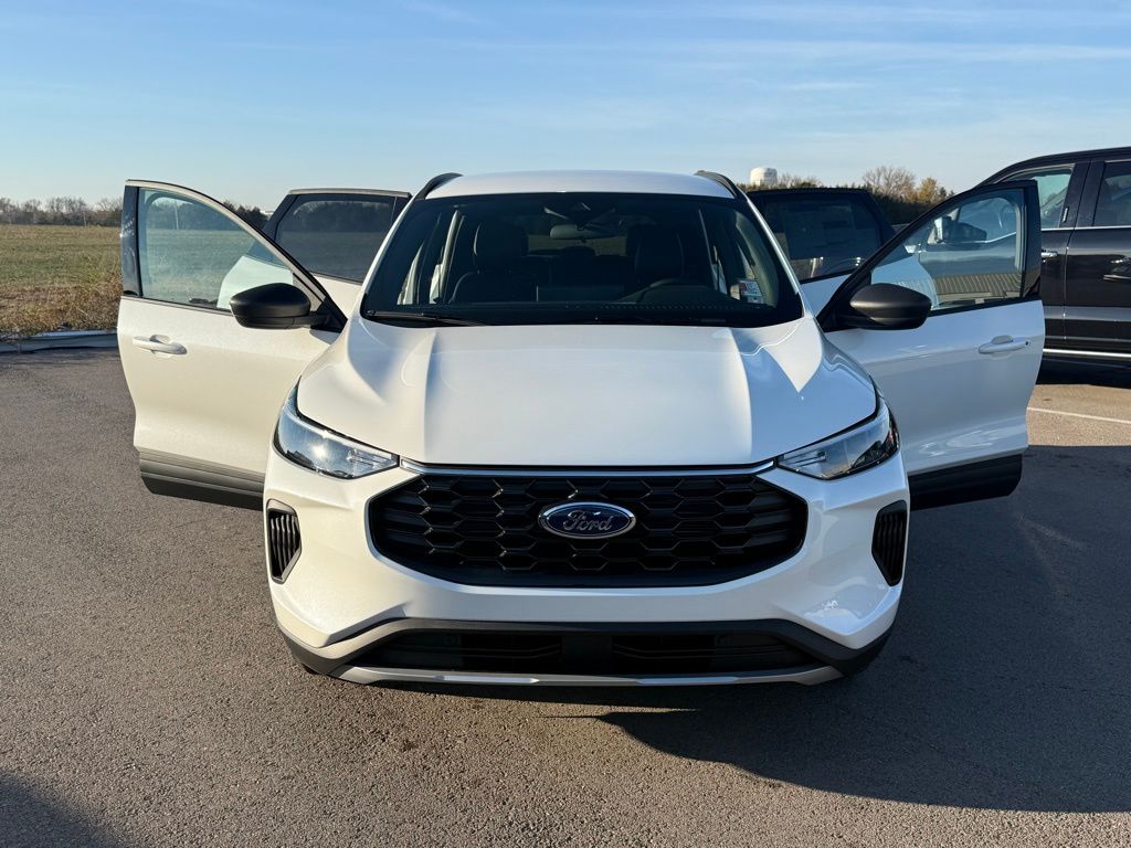 new 2025 Ford Escape Hybrid car, priced at $32,331