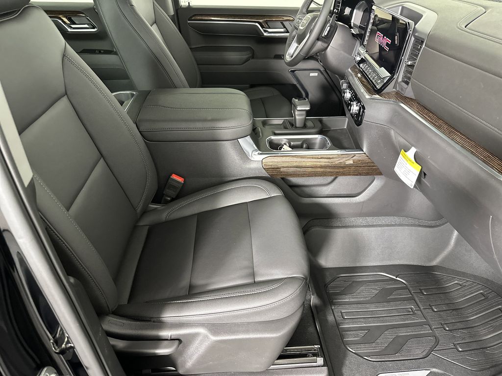 new 2025 GMC Sierra 1500 car, priced at $60,224