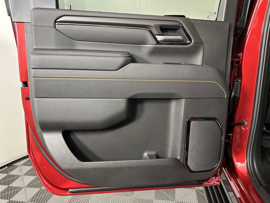 new 2025 GMC Sierra 2500HD car, priced at $87,284