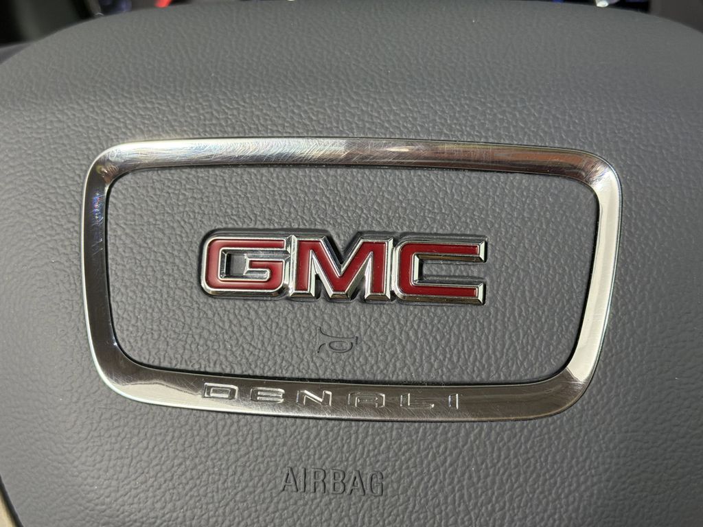 used 2020 GMC Acadia car, priced at $22,992