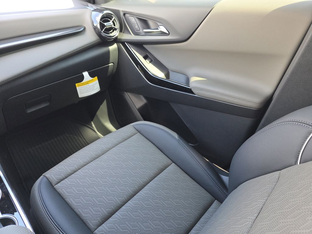 new 2026 Chevrolet Equinox car, priced at $32,527