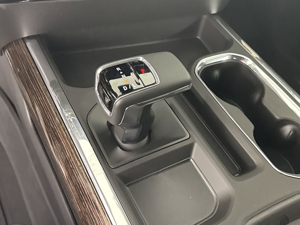 new 2025 GMC Sierra 1500 car, priced at $62,424