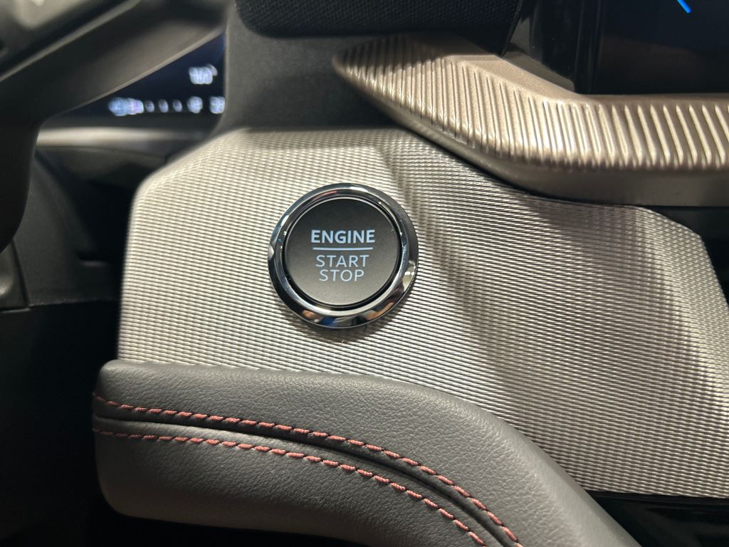 new 2025 Ford Explorer car, priced at $45,399
