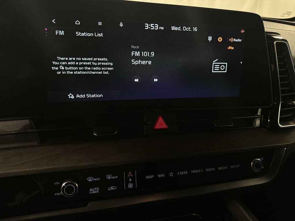 new 2025 Kia Sportage Plug-In Hybrid car, priced at $44,411