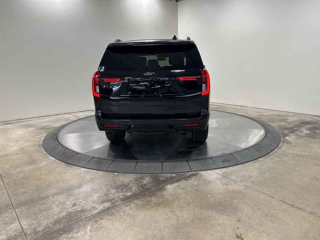 used 2025 Ford Expedition car, priced at $83,462