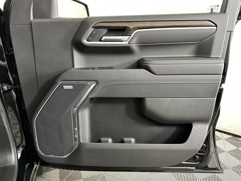 new 2025 GMC Sierra 1500 car, priced at $60,224