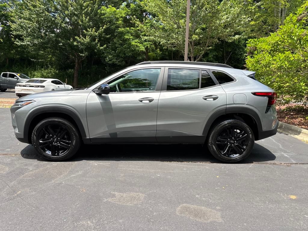 new 2025 Chevrolet Trax car, priced at $26,690