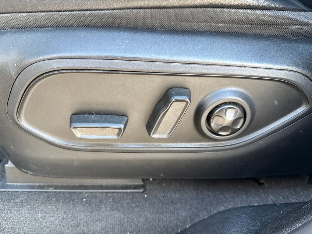 used 2021 Jeep Grand Cherokee L car, priced at $27,990