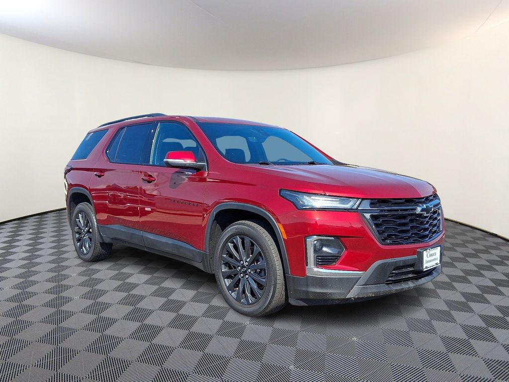 used 2022 Chevrolet Traverse car, priced at $27,895