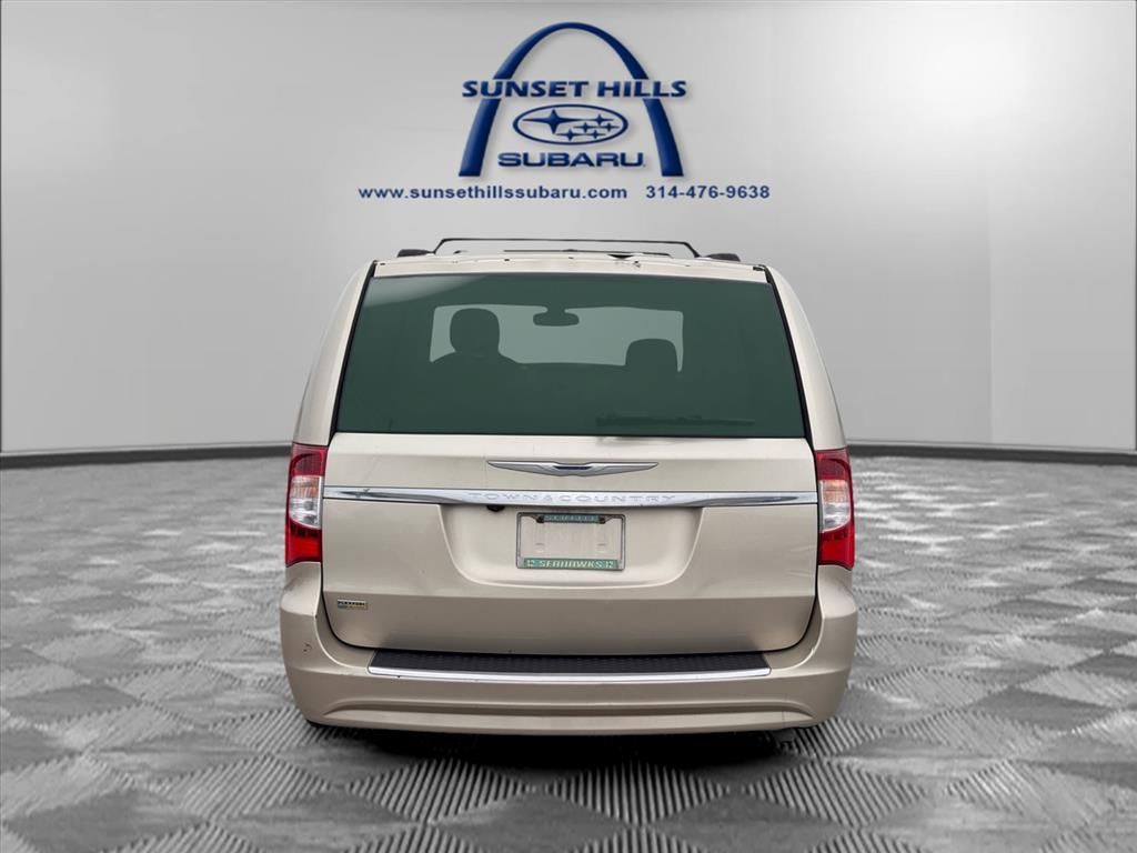 used 2015 Chrysler Town & Country car, priced at $8,034