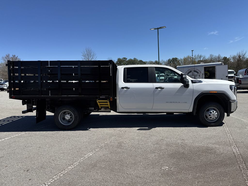 new 2025 GMC Sierra 3500HD car, priced at $54,618