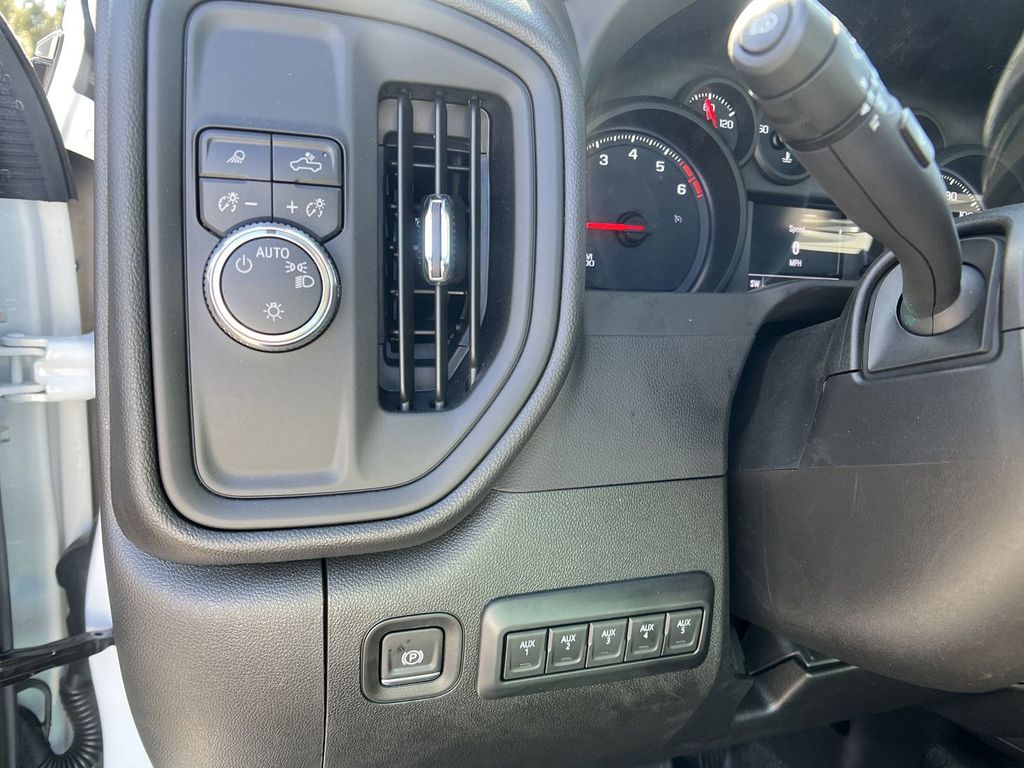 new 2025 GMC Sierra 3500HD car, priced at $48,443