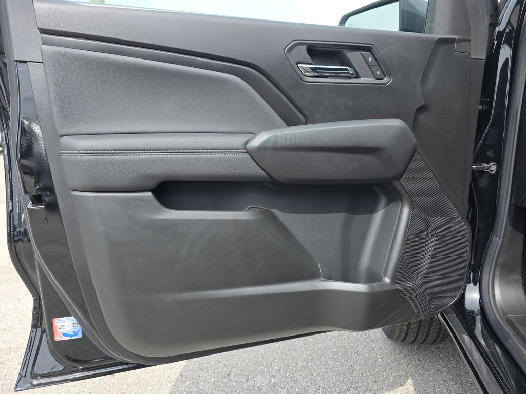 new 2026 Chevrolet Colorado car, priced at $39,082
