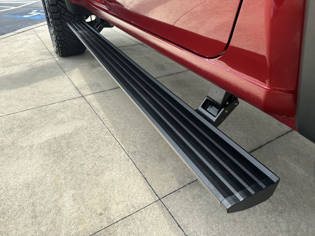 new 2025 GMC Sierra 2500HD car, priced at $87,084