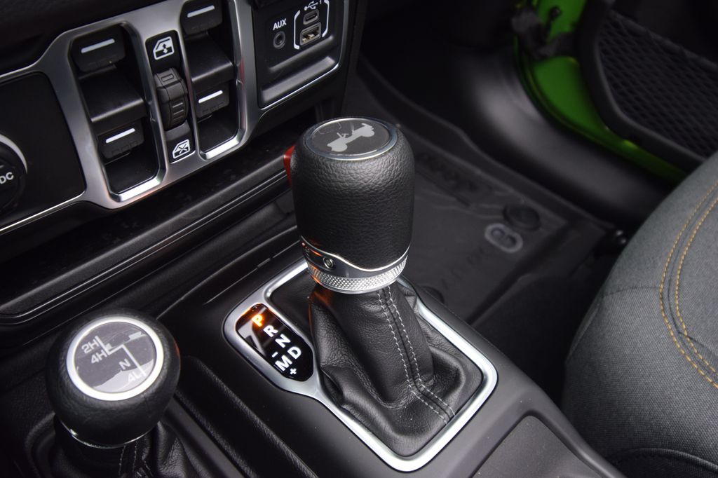 new 2025 Jeep Wrangler car, priced at $43,220