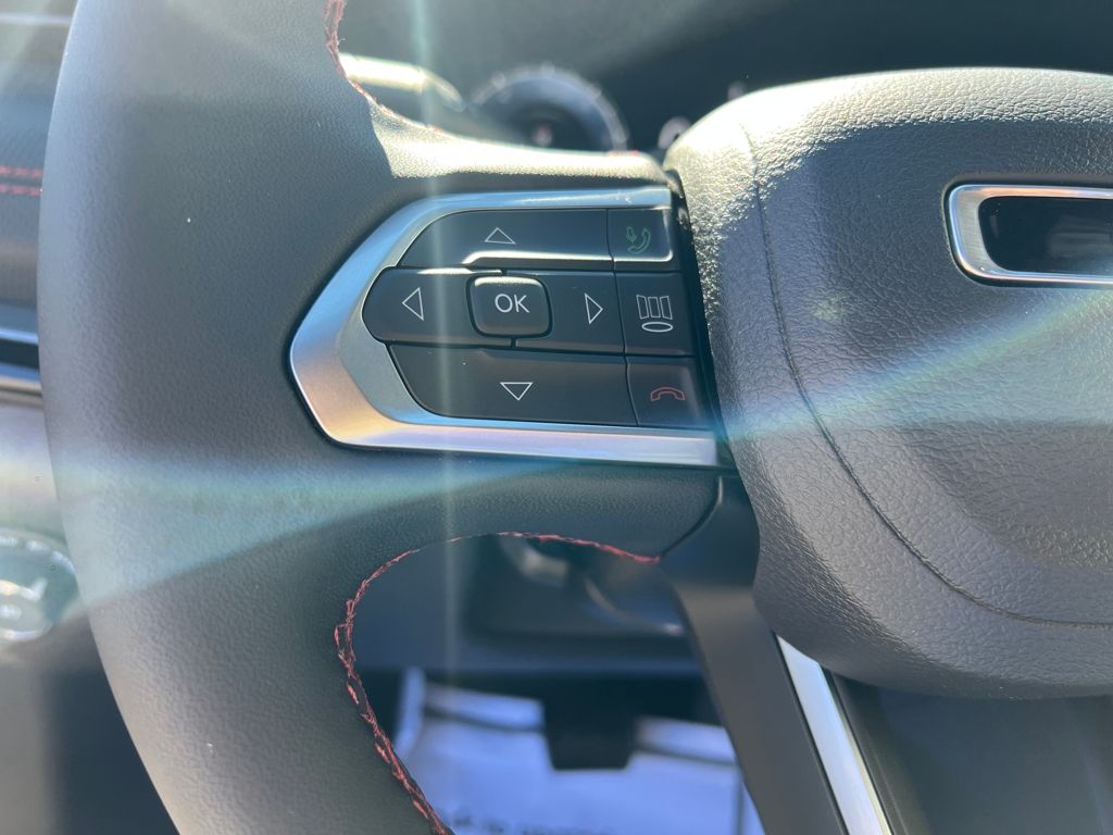 new 2026 Jeep Compass car, priced at $38,005