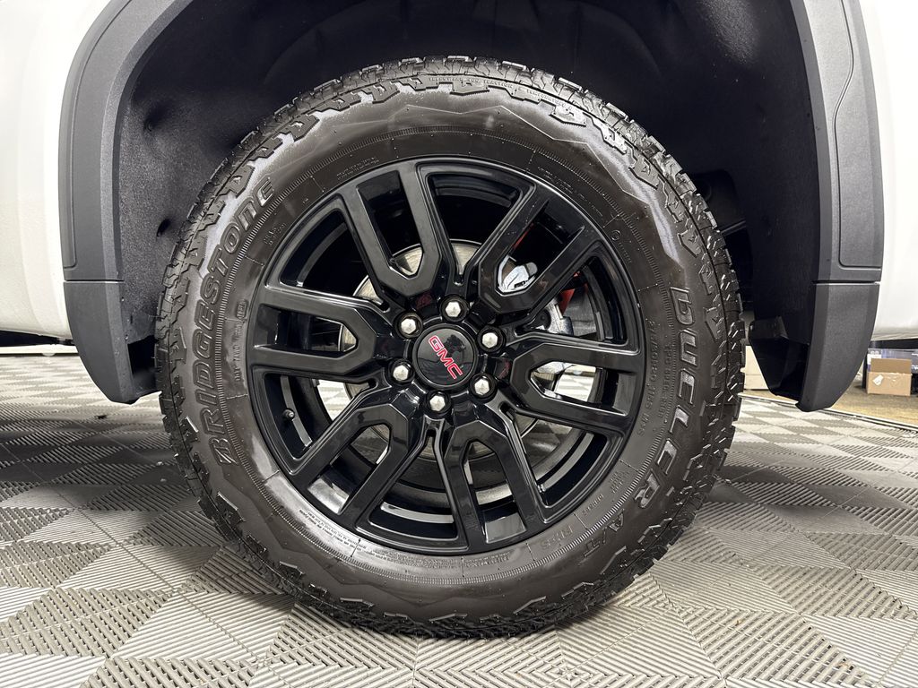 new 2025 GMC Sierra 1500 car, priced at $56,729