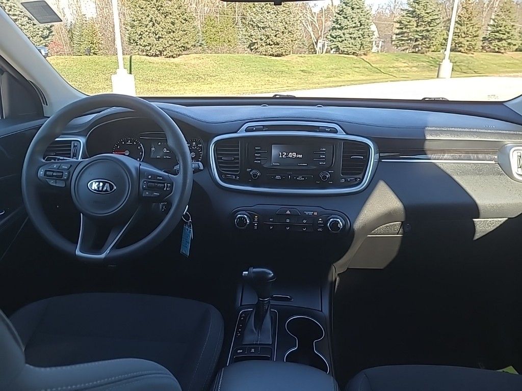 used 2016 Kia Sorento car, priced at $14,404