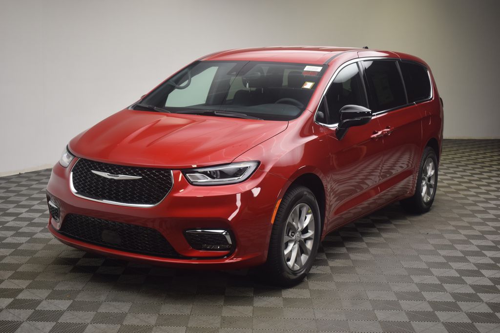 new 2026 Chrysler Pacifica car, priced at $43,561