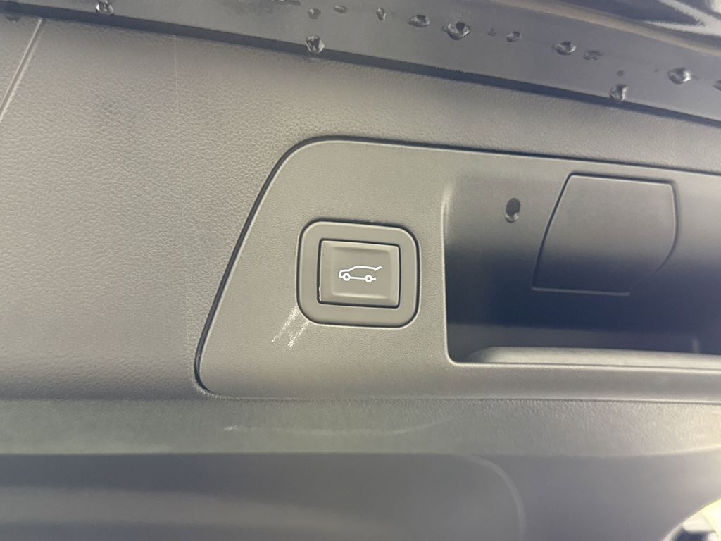 new 2025 Buick Envision car, priced at $42,235