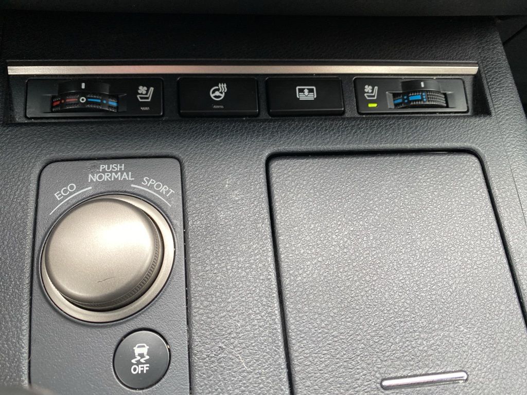 used 2013 Lexus ES car, priced at $11,500