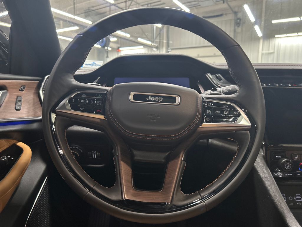 used 2023 Jeep Grand Cherokee car, priced at $49,873