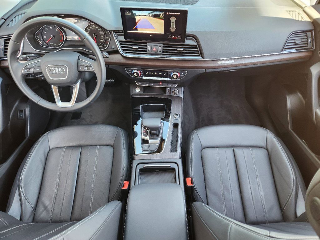 new 2025 Audi Q5 car, priced at $50,250