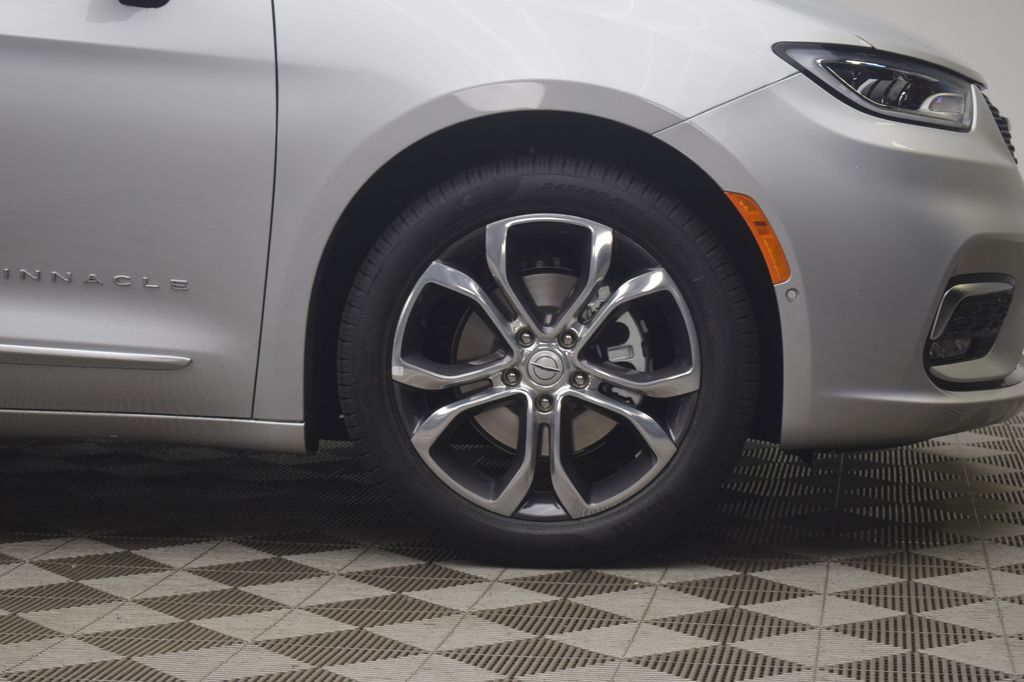 new 2026 Chrysler Pacifica car, priced at $53,220