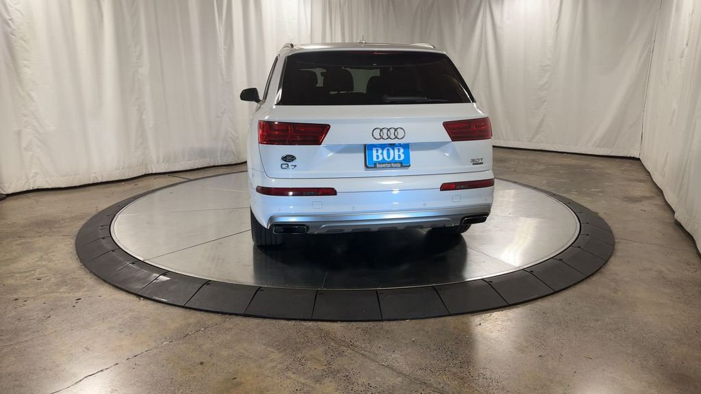 used 2018 Audi Q7 car, priced at $19,998